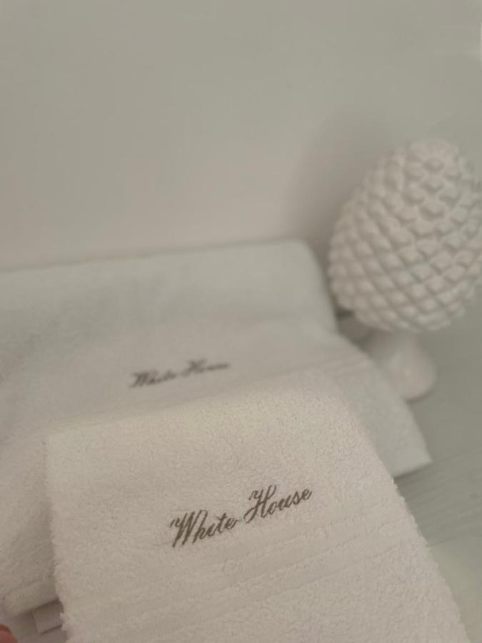 Salentina White House Bed and Breakfast Lecce Buitenkant foto